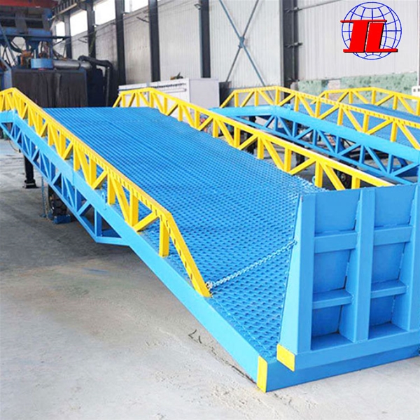 咸宁集装箱登车桥