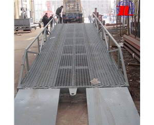 咸宁移动式登车桥